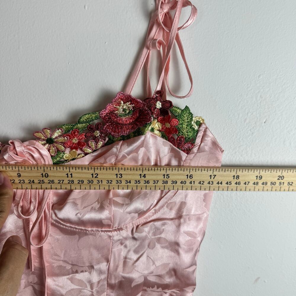 Lulus Pink Satin Floral Midi Dress Embroidered Large NWT Wedding Y2K Fairy - Picture 9 of 15